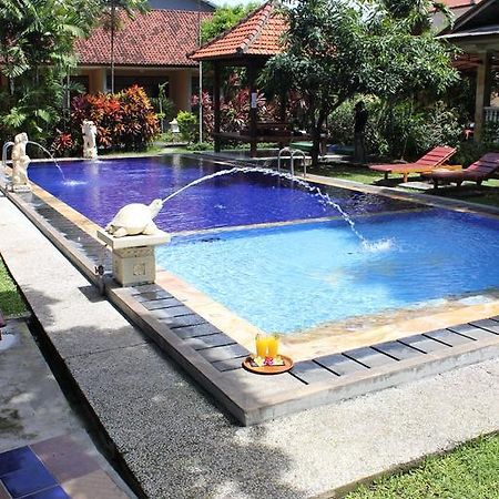 Hotel Puri Nusantara Kuta  Bagian luar foto