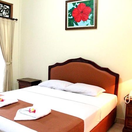 Hotel Puri Nusantara Kuta  Bagian luar foto