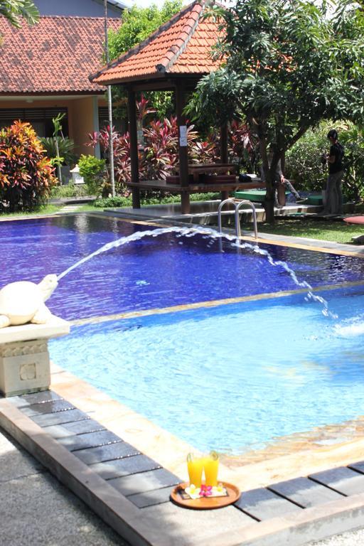 Hotel Puri Nusantara Kuta  Bagian luar foto